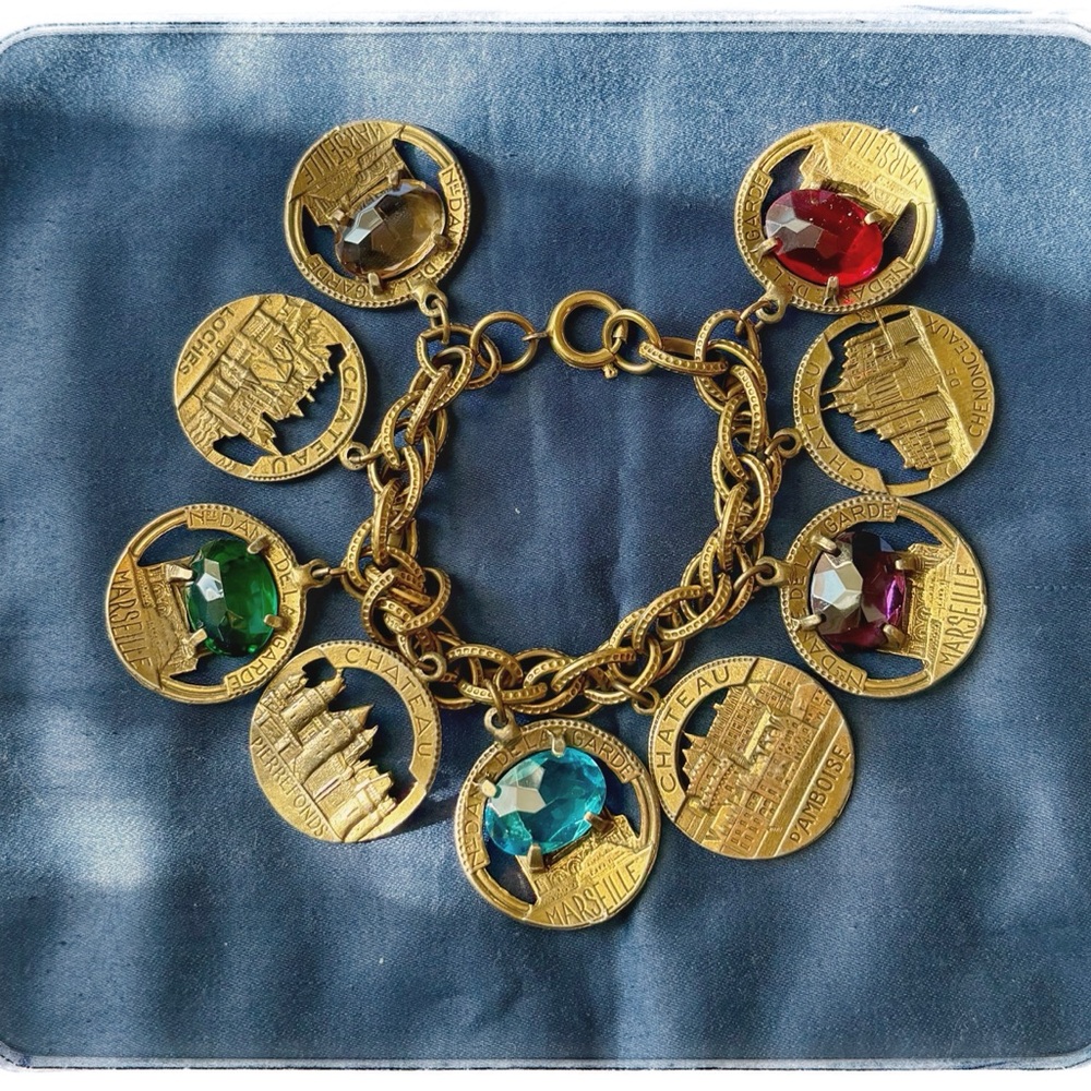 Vintage French Souvenir Charm Bracelet.